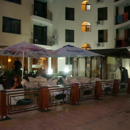 ❤quite & Cosy Studio With Balcony & Kitchen❤wt❤ Apartment *